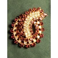 Винтажная чешская бижутерия, брошь-булавка с красными и белыми стразами.