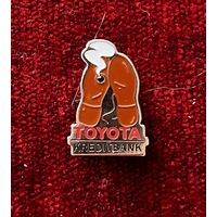 Рекламный значок TOYOTA Kreditbank