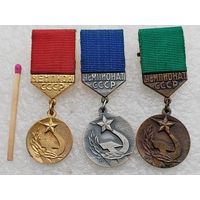 Комплект знаков / медалей. Чемпион, Чемпионат СССР. тяжёлые