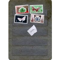 МАДАГАСКАР ,  ,бабочки   4м    по 60 коп шт