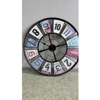 Часы интерьерные