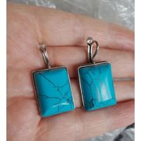 Серьги с натуральным камнем.