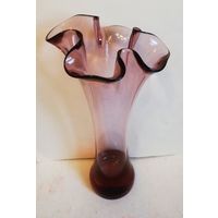 Ваза, гутное розовое стекло, Прибалтика, СССР