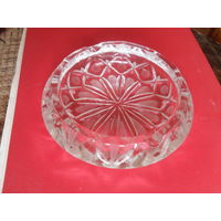 Пепельница хрустальная.12Х3.