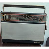 Винтажный радиоприемник VEF-317 времен СССР черный цвет , работоспособность не известна ( вроде бы рабочий только нет шнура к нему )