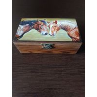 Шкатулка купюрница