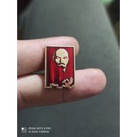 Значок Ленин