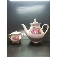 Заварник, сахарница. (одним лотом).