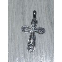 Серебряный крестик с пробой