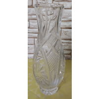 Вазочка хрустальная.22 см.