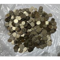 2 кг монет. Советская мелочь и несколько российских монет.