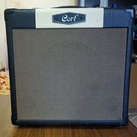 Усилитель: Cort CM15R BK