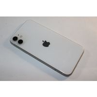 Смартфон Apple iPhone 11 128GB (белый)