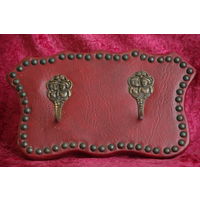 Вешалка  ( 17 см х 29,5 см )