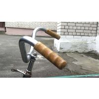 Руль велосипеда Аист, ММВЗ СССР на белых ручках .