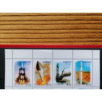 Россия, 2004, 50 ЛЕТ КОСМОДРОМУ БАЙКОНУР, Сцепка 4 марки полная серия **MNH