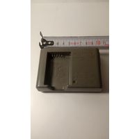 Зарядное устройство для OLIMPUS