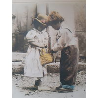 Открытка под ретро Мальчик и девочка