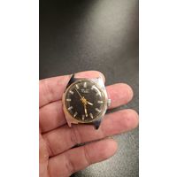 С 1 рубля 3 дня! Яркое внешнее состояние. Идут, через разное время останавливаются.