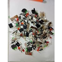 Светодиоды , лампочки , герконы .