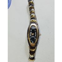 Часы кварцевые Grovani