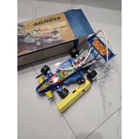 Винтажная гоночная машинка