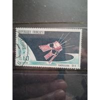 Космос спутник