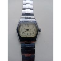 ЧАСЫ ЛУЧ 32 КАМНЯ СССР