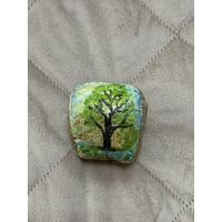 Камень с рисунком. Пейзаж на камне