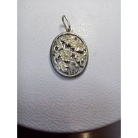 С рубля без мц. кулон с цветочками бЗвезда875пр. .4БС 3.5х2.2см. 4гр.