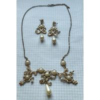 Комплект колье и серьги