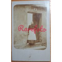 1910-е Открыточный формат фрау из Пруссии ретро фото