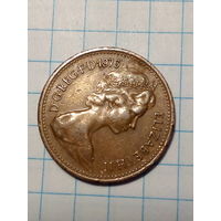 1 пенни Великобритания 1976 год.