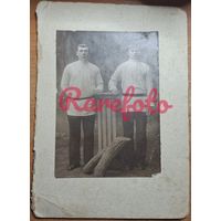 1910-е Двойное фото на паспарту царизм крестьяне солдаты