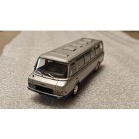 Автомодель ЗИЛ-118 Юность de Agostini 1:43