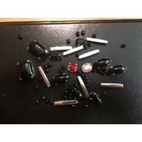 Материалы для поделок, бижутерия. Бусины и другое.