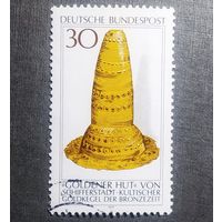 Марка Германия 1977 год Археология