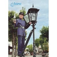 Беларусь 2025 Фонарщик на улице Советской в Бресте (к5)