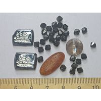 Янтарь кораблики и другие камушки . С рубля