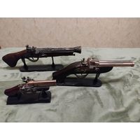 Пистолет старинный мушкет зажигалка старинный макет дерево антиквариат ретро