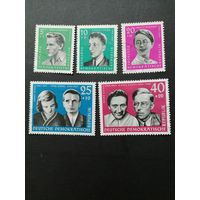ГДР 1961 Полная серия марок "Строительство национального мемориала в Бухенвальде. Герои антифашисты" (гашение без клея с наклейками) Mi.849-853 каталог 7.50 евро