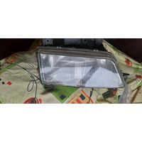 Фара правая для Peugeot 405