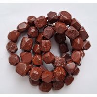 Бусы. Камень. Кубики