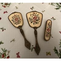 Туалетный набор Зеркало Расческа Щетка Цветы вышивка Англия 50-е г клеймо