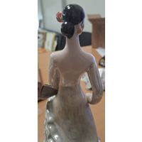 Фарфоровая статуэтка Кармен