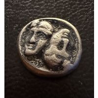 Драхма. Греция. Истрия.  Дельфин, Орел, близнецы. СЕРЕБРО.