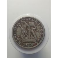 2,5 эскудо Португалия 1965 год лот 43