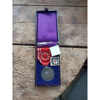 МЕДАЛЬ КРАСНОГО КРЕСТА! Япония ( СЕРЕБРО), Комплект