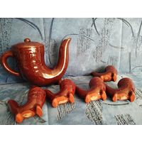 Кувшин с рюмками