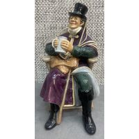 Фарфоровая статуэтка Royal Doulton Кучер. Англия. 1962 год. Высота 19 см.